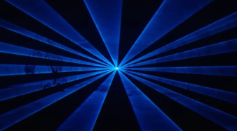 研究人员检验了将蓝色激光整合到图像中的效果