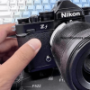 尼康新品Zf全画幅复古相机真机曝光：黑色相机机身、24.4MP BSI-CMOS传感器