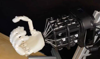 研究人员在机器人领域取得了突破性进展 推出了3D打印生产的肌腱控制机器人手