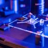 EPFL Galatea实验室的科学家在玻璃基板上制造了千兆飞秒激光器
