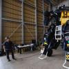日本新创公司推出“高达”外形机器人：配备4个轮子 总重达到3.5吨