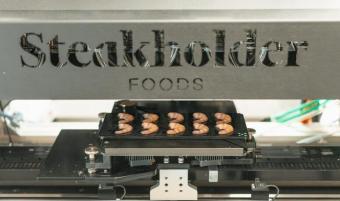 Steakholder Foods将虾添加到3D打印海鲜系列中