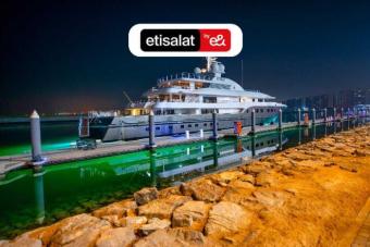 E&UAE和康宁在亚斯码头推出光纤到游艇连接
