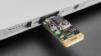 Adafruit的新型USB温湿度传感器Trinkey 提供即插即用记录