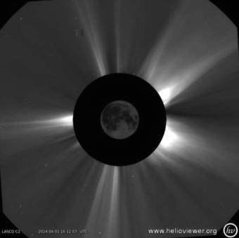 新的“Eclipse Watch”工具可以随时显示太空中的日食