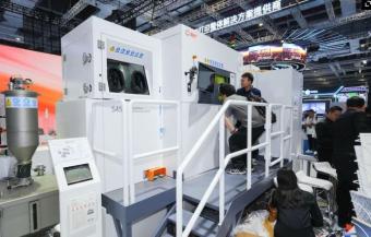 鉑力特激光在TCT Asia 2024上推出更新版BLT-S450金属3D打印机